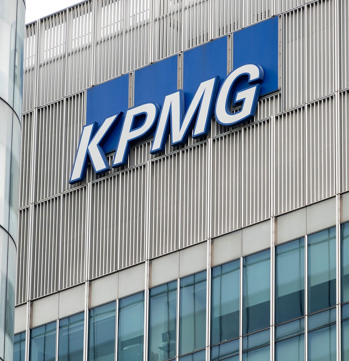 KPMG UK to Cut 200 Advisory Jobs Amid Softening Consulting Demand